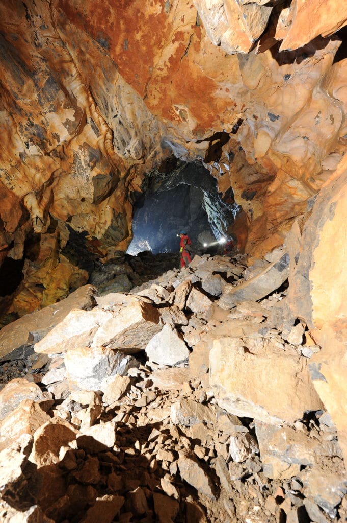 Read more about the article Výprava slovenských jaskyniarov Sibír 2014